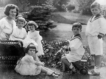 Rose Kennedy & kids