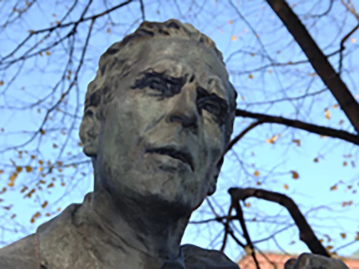 Mayor Kevin White Statue Face