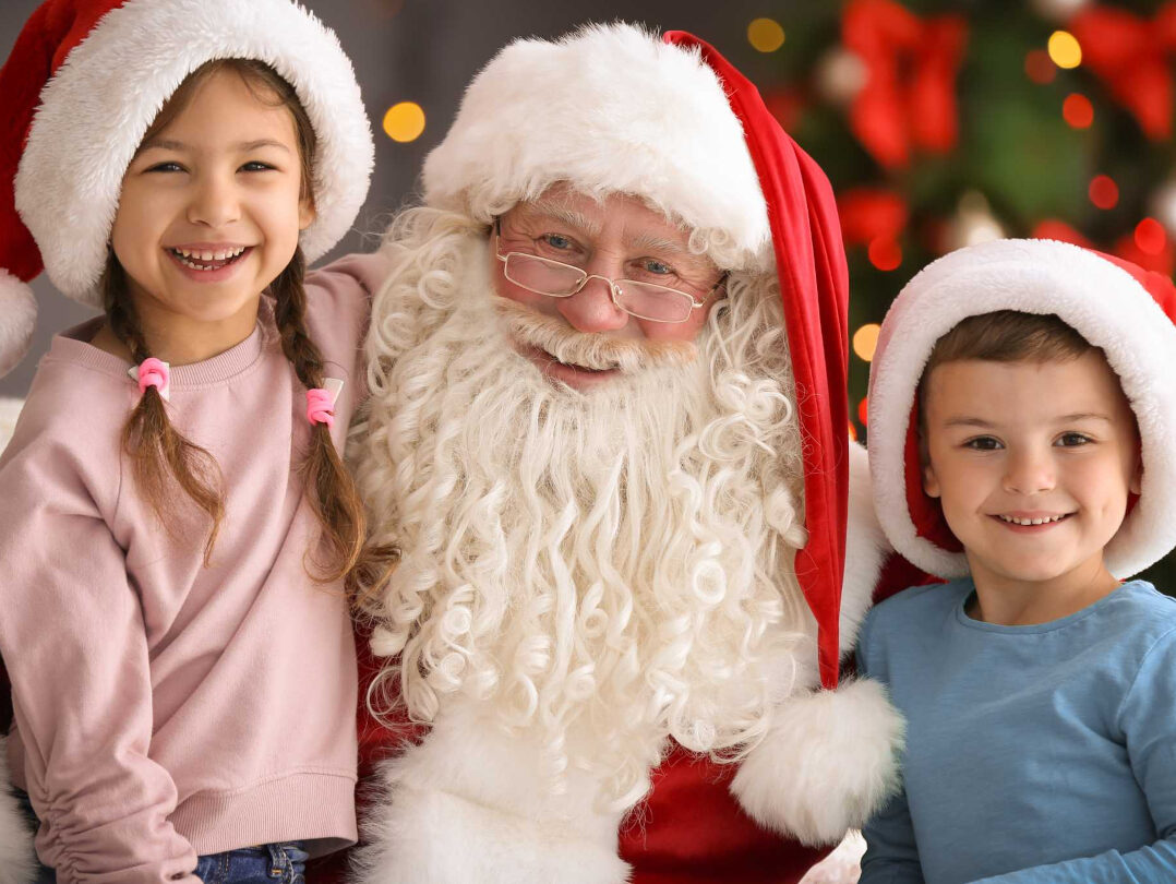 Santa with Kids at ICC