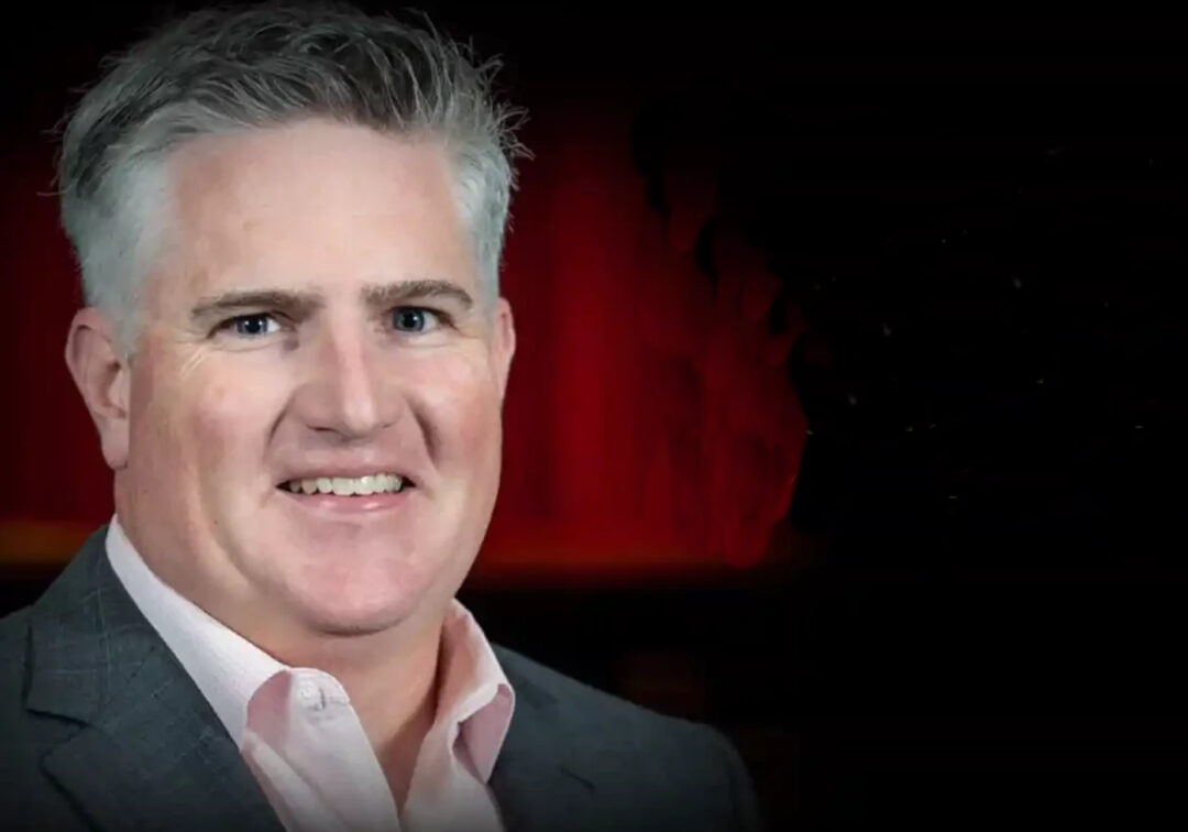 Pete Lally Spectacle Live